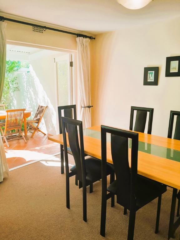 3 Bedroom Property for Sale in River Club Western Cape